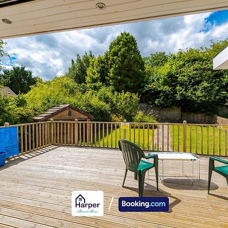 Spacious Detached Bungalow By Harperletting Short Lets & Serviced Accommodation Buckely With Pool Table & Driveway Buckley Luaran gambar