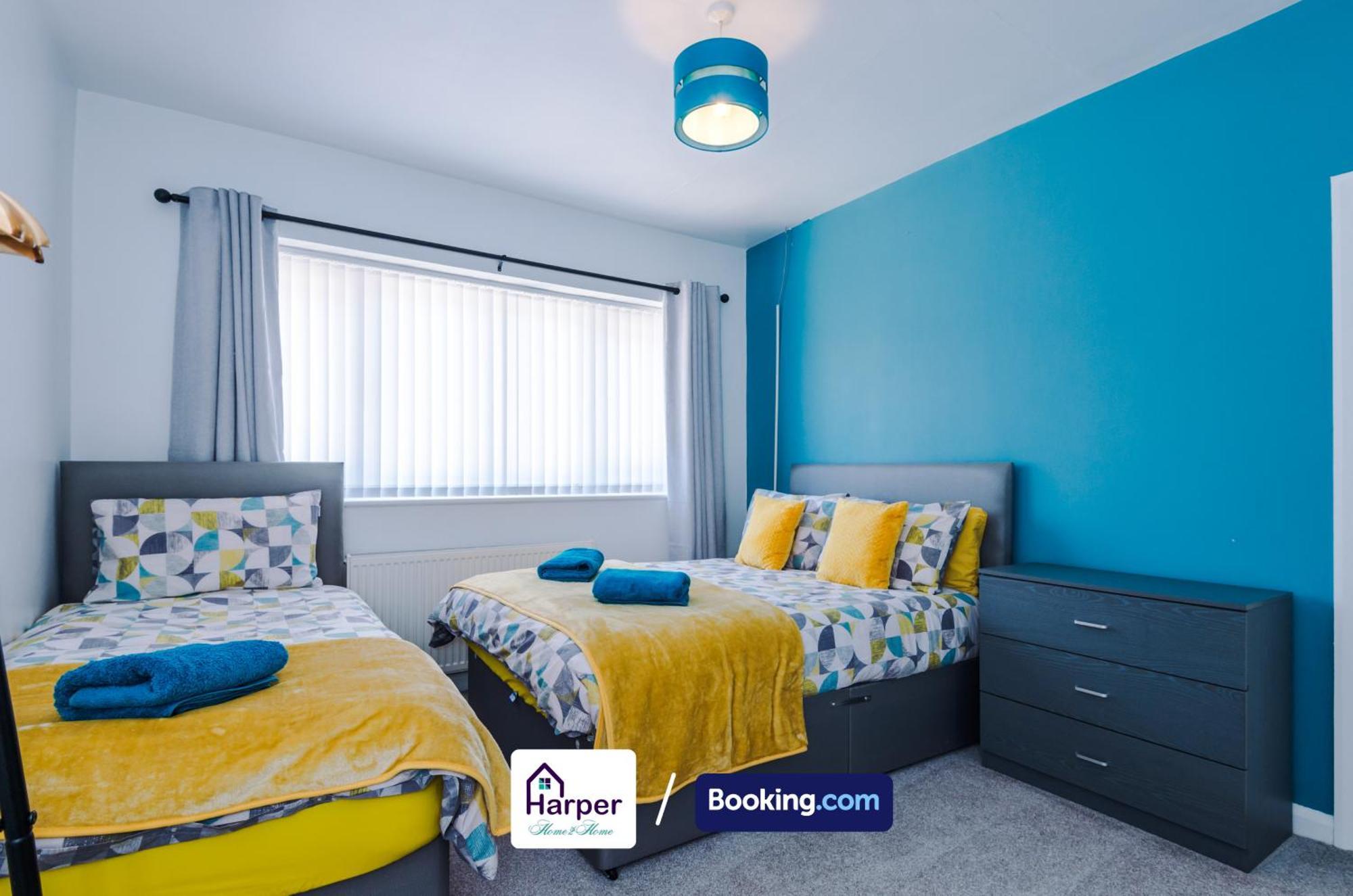 Spacious Detached Bungalow By Harperletting Short Lets & Serviced Accommodation Buckely With Pool Table & Driveway Buckley Luaran gambar