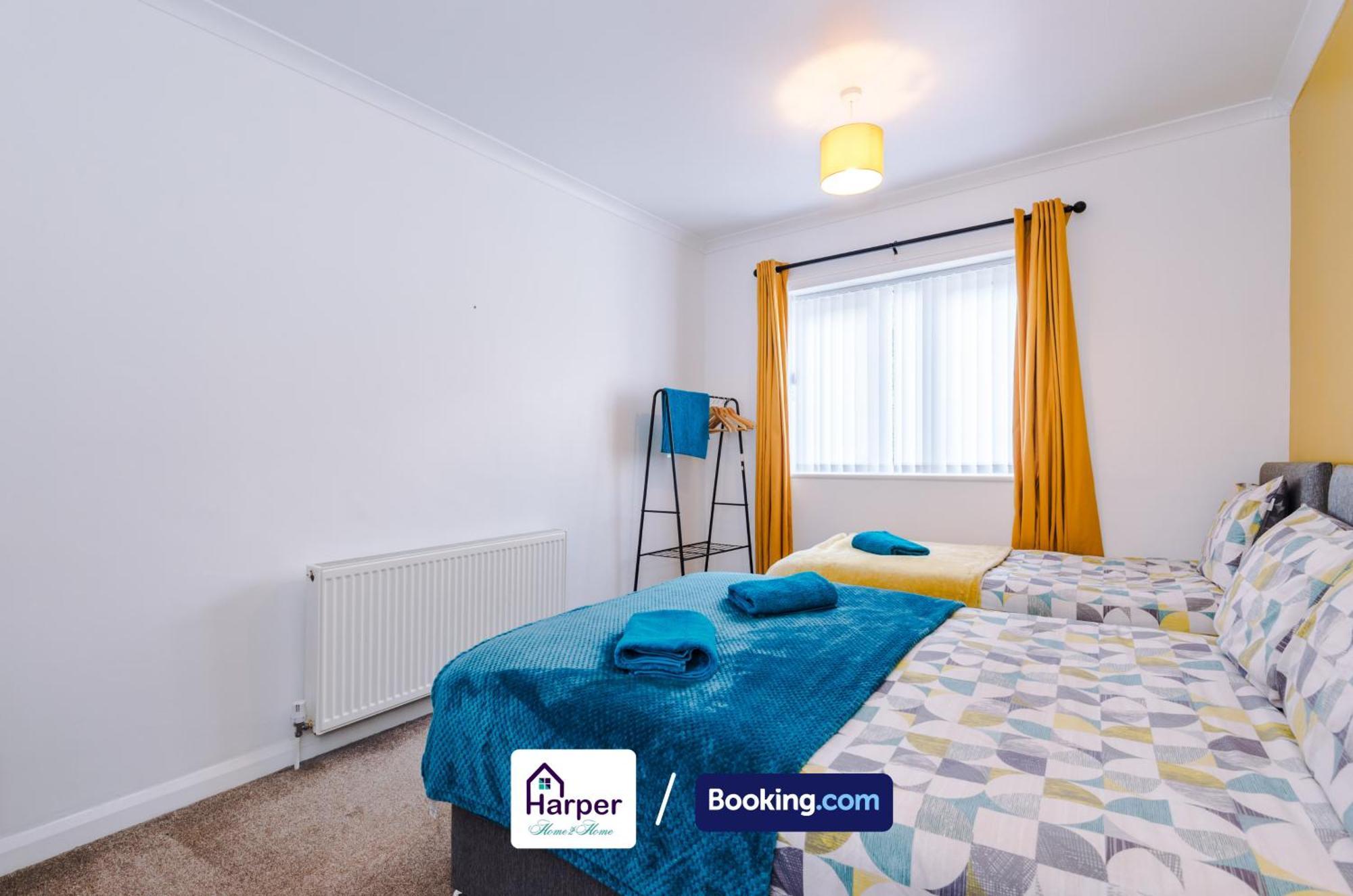 Spacious Detached Bungalow By Harperletting Short Lets & Serviced Accommodation Buckely With Pool Table & Driveway Buckley Luaran gambar